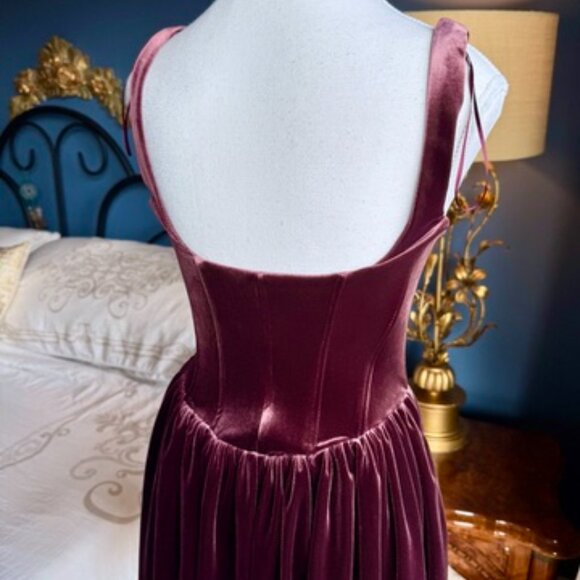 Zara Burgundy Velvet Corset Mini Dress - Picture 10 of 16